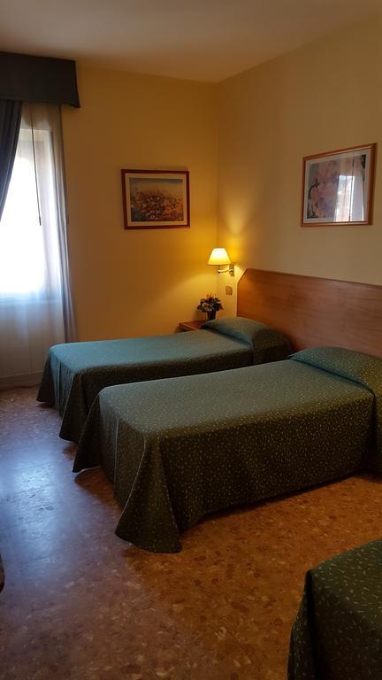 Nuovo Albergo Chieti Bagian luar foto